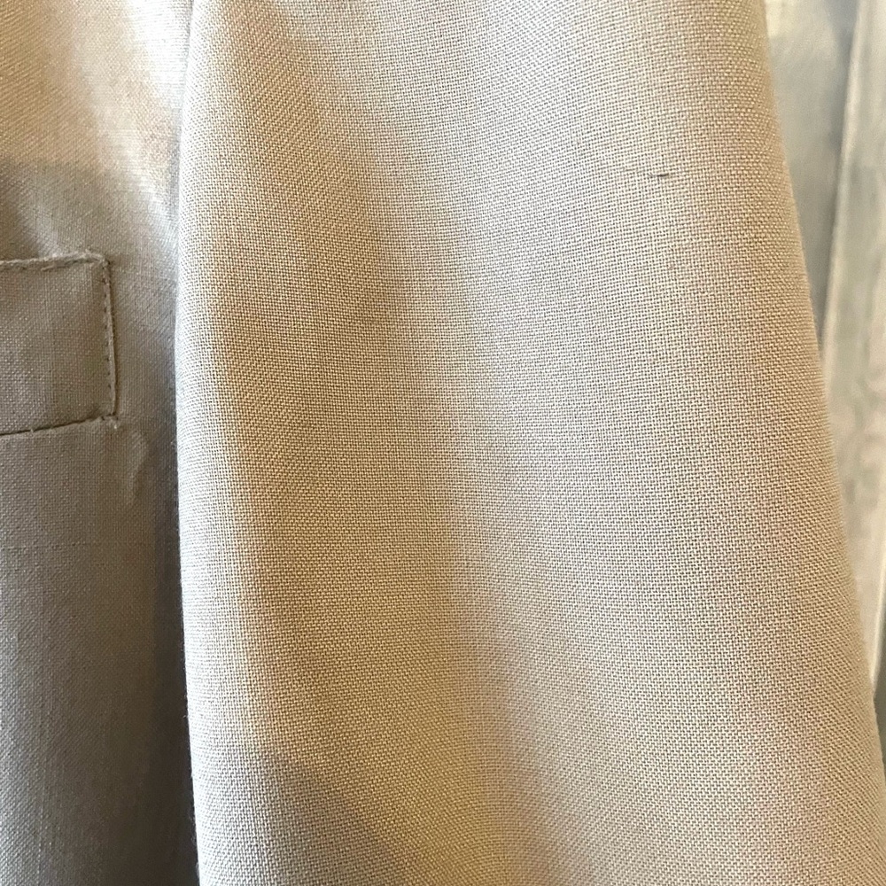 Classic Tan Men's Blazer - Picture 5 of 8